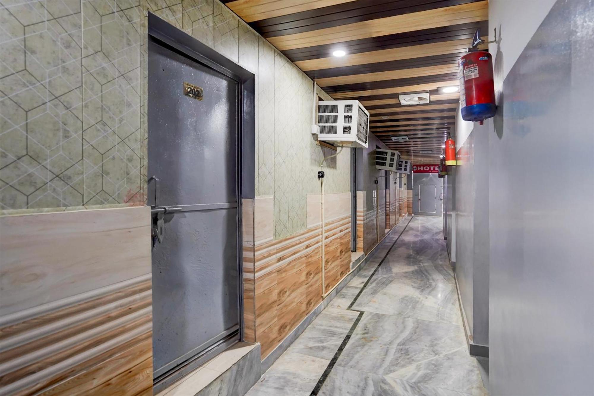 Hotel O Anant Ghaziabad Exterior photo