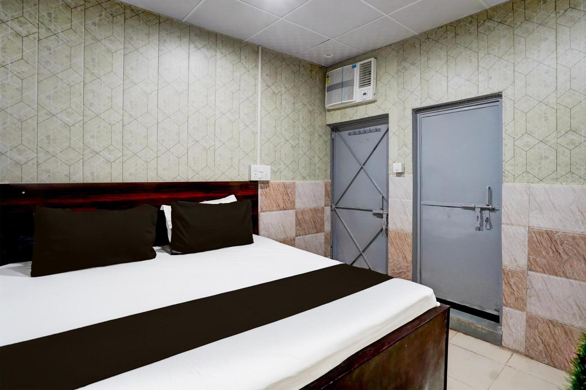 Hotel O Anant Ghaziabad Exterior photo